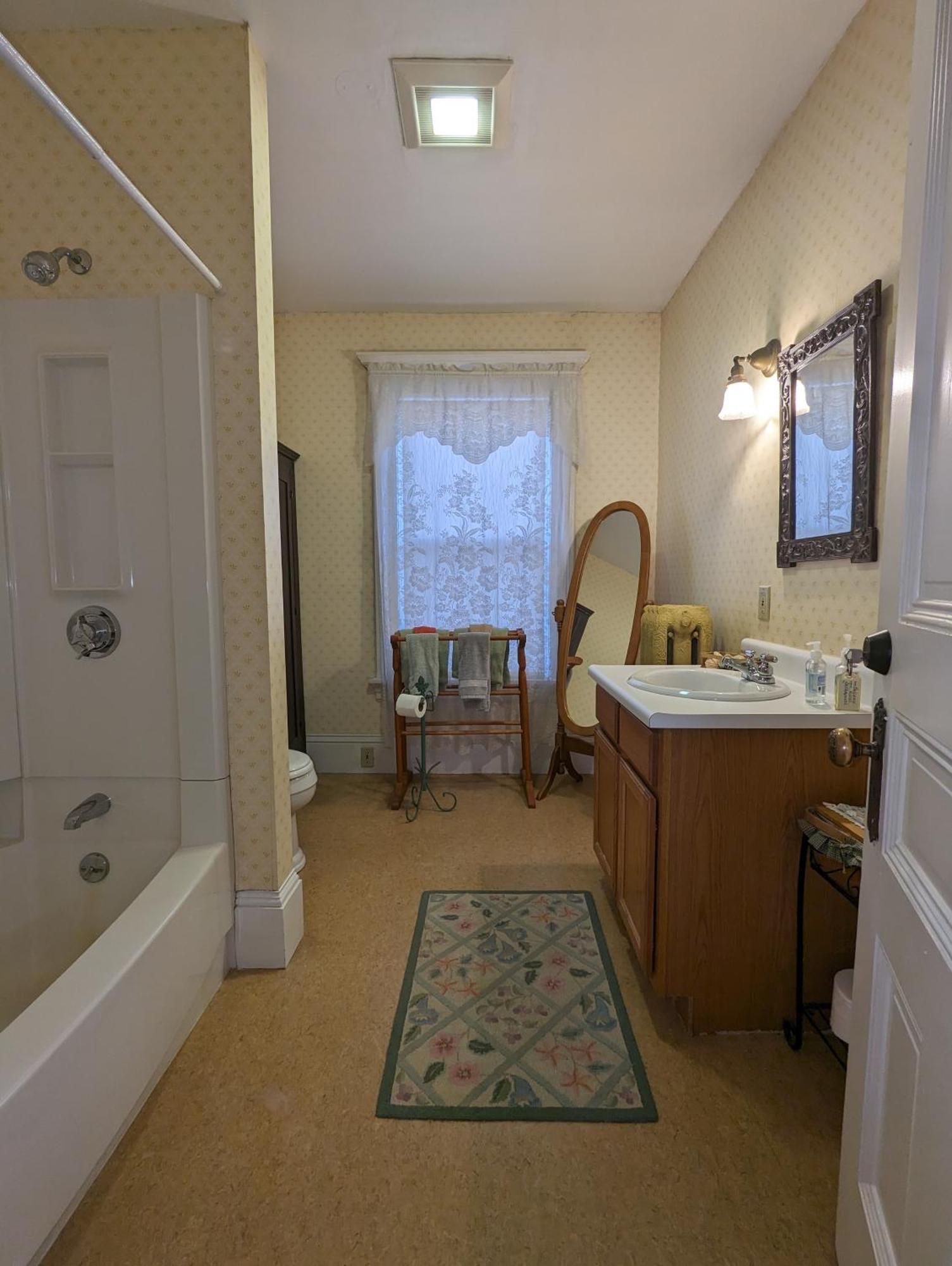 Blooming Inn Shelburne Falls ภายนอก รูปภาพ